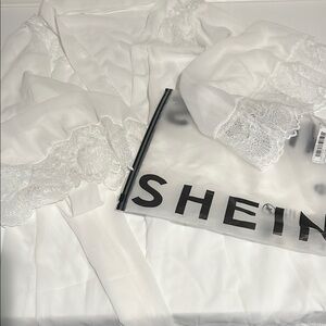 SHEIN White Lace Trim Robe⭐️